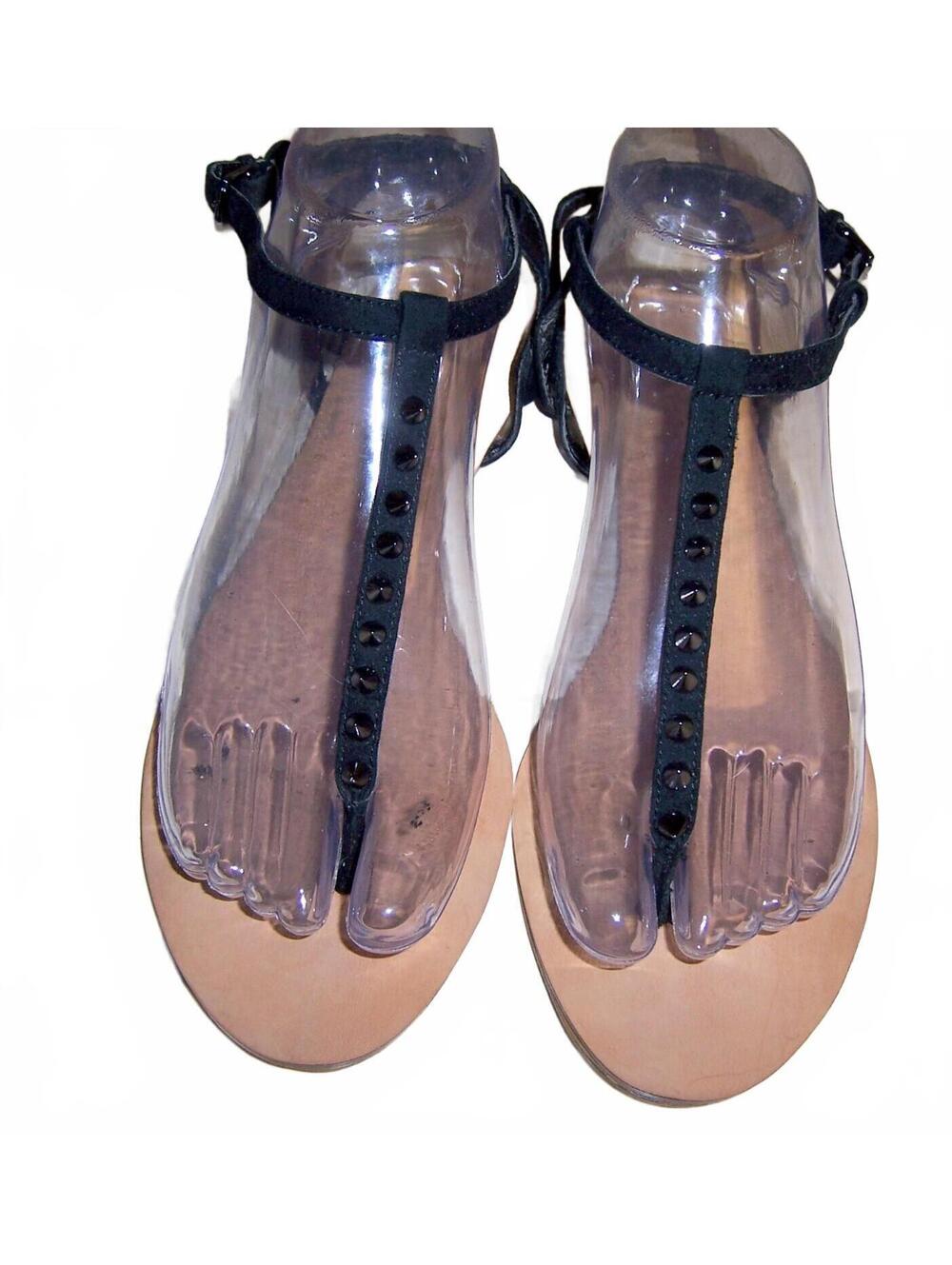 Zara Trafaluc Black Studded T-Strap Flat Sandals 38 US 7.5 - Picture 2 of 8